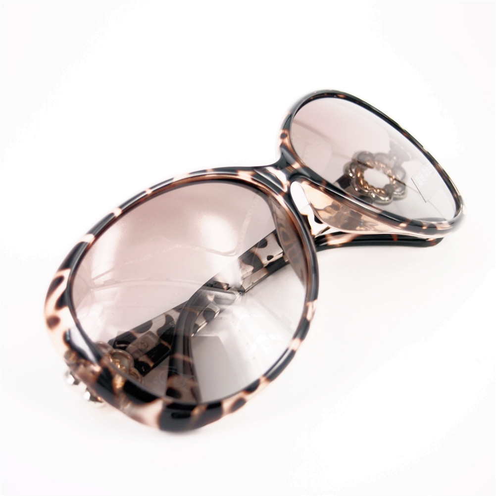 Men Women Unisex Vintage Retro Oversize Sunglasses White Leopard Frame With Anti Reflective 