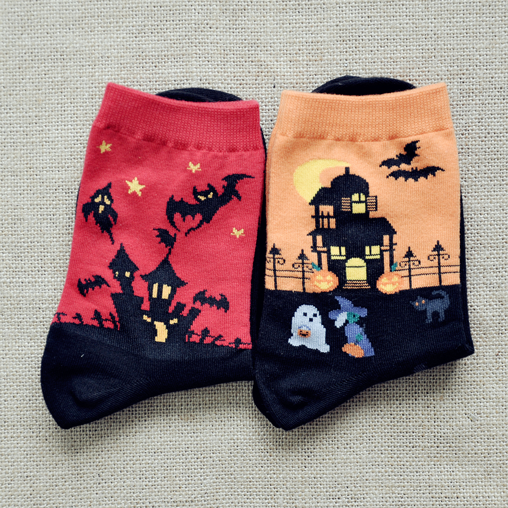 Woman's Halloween Bats Pattern Cotton Ankel Socks In 2 Colors on Luulla