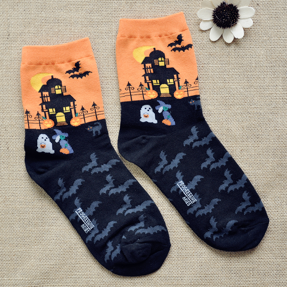 Woman's Halloween Bats Pattern Cotton Ankel Socks In 2 Colors on Luulla
