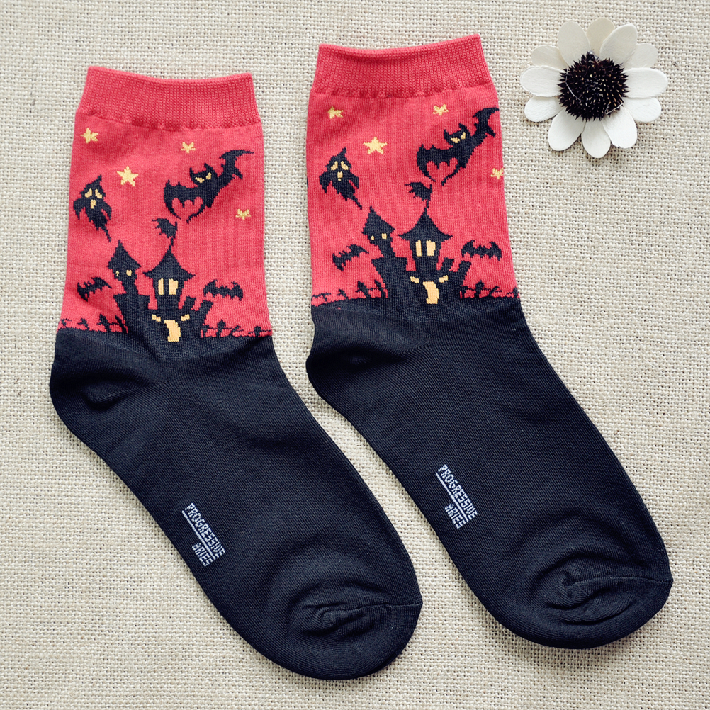 Woman's Halloween Bats Pattern Cotton Ankel Socks In 2 Colors on Luulla